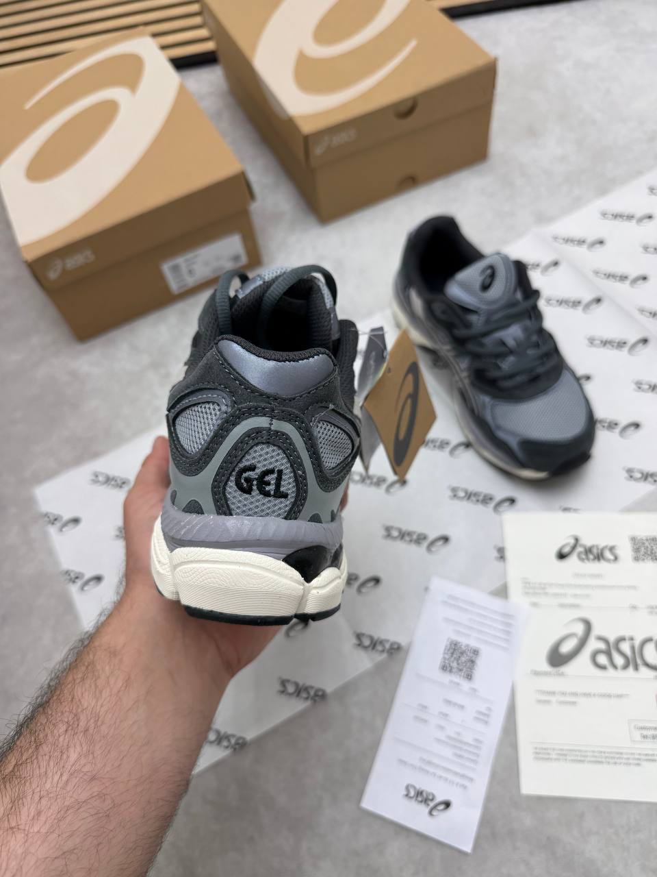 ASICS GEL NYC